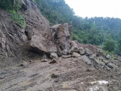 बाढी, पहिरो लगायतका विपद्मा परी हालसम्म १९३ जनाको मृत्यु