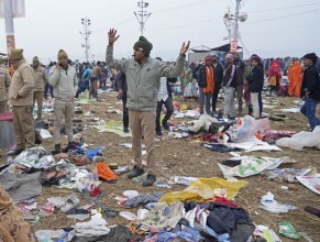 भारतको कुम्भ मेलामा भागदौड हुँदा ज्यान गुमाउनेको सङ्ख्या ३० पुग्यो