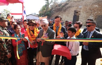 तेह्रथुममा प्रधानमन्त्री ओलीद्धारा विद्यालय भवनको उद्घाटन