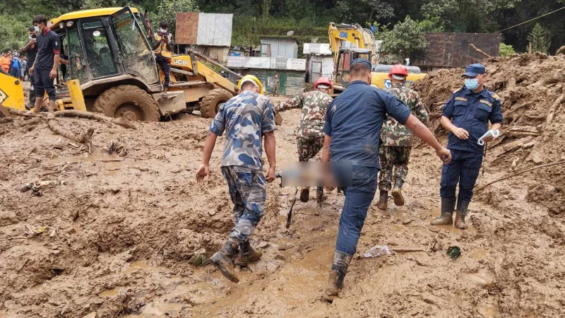 बाढी, पहिरो र डुबानका कारण मृत्यु हुनेको संख्या दुई सय पुग्यो, २६ जना बेपत्ता